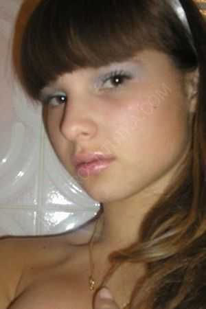 Люба, 89585409937