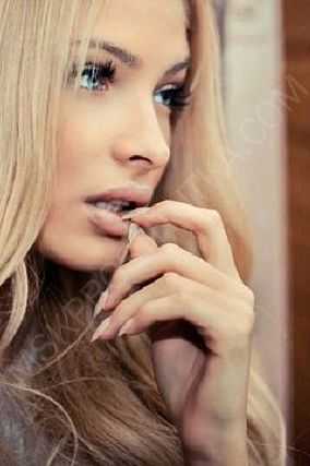 СОФИЯ, 89669652500