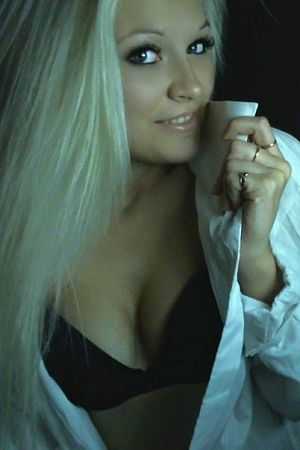 Марина, 89585380292