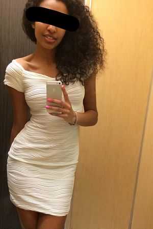 малика, 89049531900