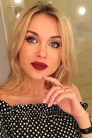 Анна, 89669652500