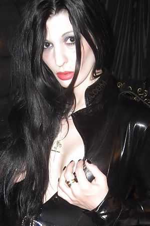 Лили, 89669652500