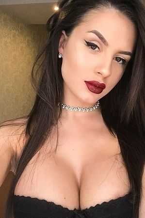 Кира, 89585787571