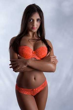 Маша, 89585787571