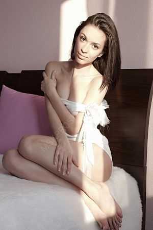 Соня, 89585787571