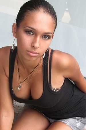 Алина, 89856746414