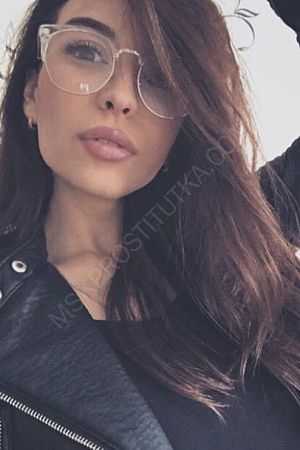 Вика, 89380870885