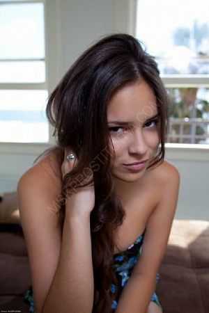 валентина, 89585380292