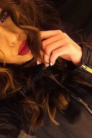 Лера, 89380870885