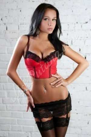 Алина, 89585409937