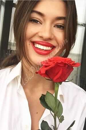 Ника, 89394999980