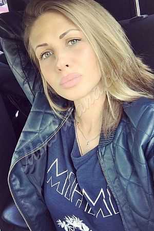 Лена, 89856746414