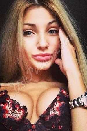 Элона, 89856746414