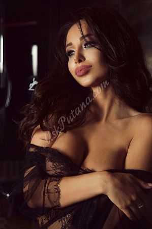 Кира, 89049531900