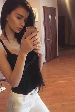 Лера, 89585409937