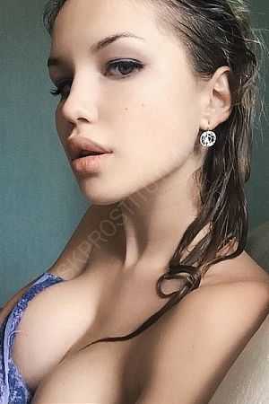 Алина, 89585409937