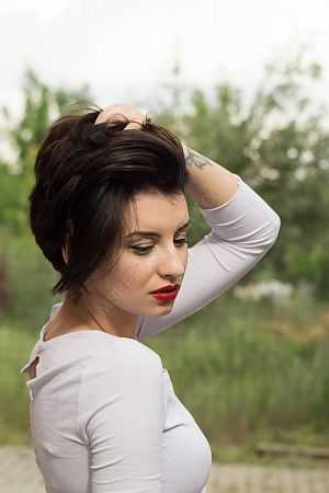 Нелли, 89669652500