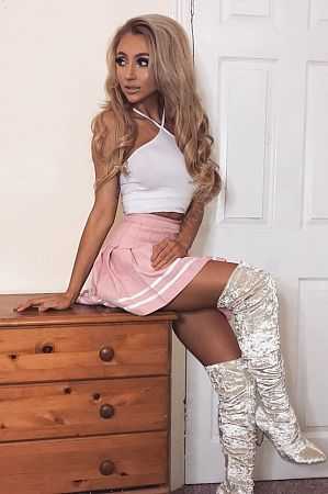 Лолита, 89380870885