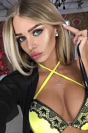 Вика, 89394999980