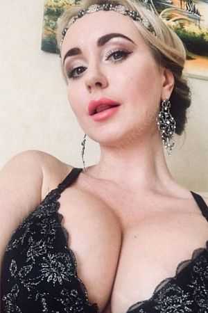 Алена, 89856746475