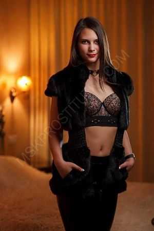 Алиса, 89585787571