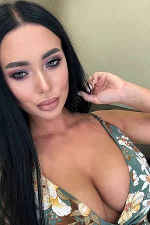 Лариса, 89856746504