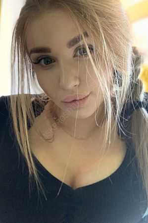 Ксюша, 89585409937