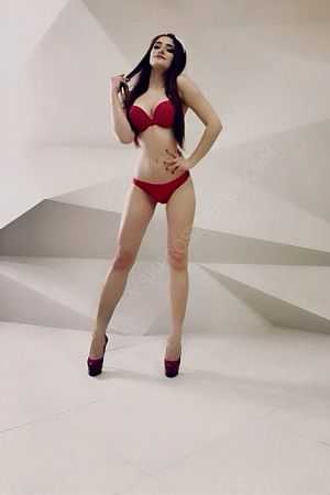 Кира, 89585787571