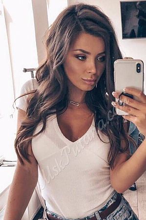 Оленька, 89049531900