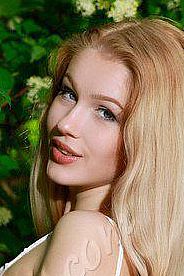 Оленька, 89585380292