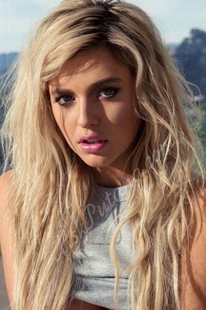 Карина, 89049531907