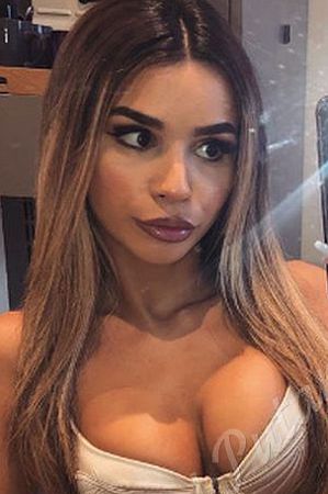 Даша, 89585787571