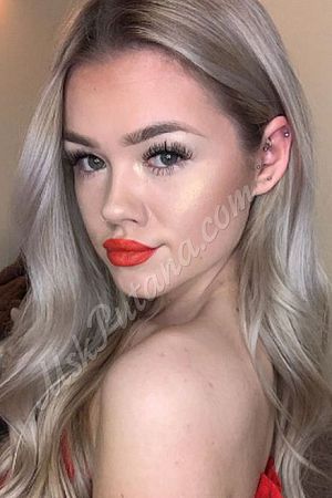 Ульяна, 89585409937