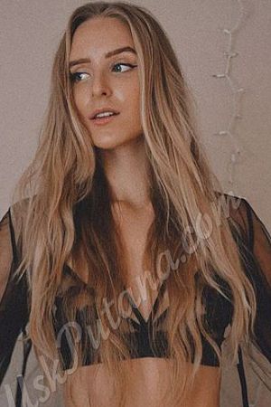 Оленька, 89585787571