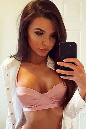 Лара, 89669652500