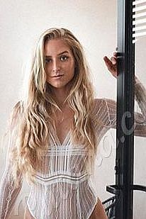 Оленька, 89585380292