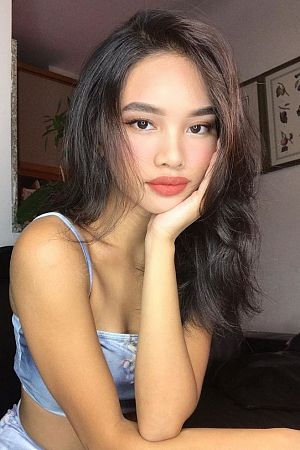 Каролина, 89856746475