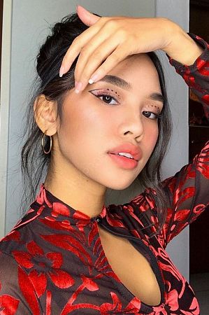 Агата, 89856746430