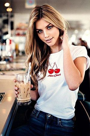 ЛИЗА, 89585787571