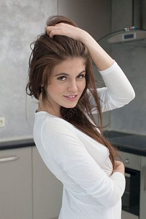 Эльмира, 89856746430