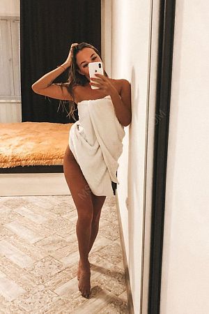 Варя, 89585409937