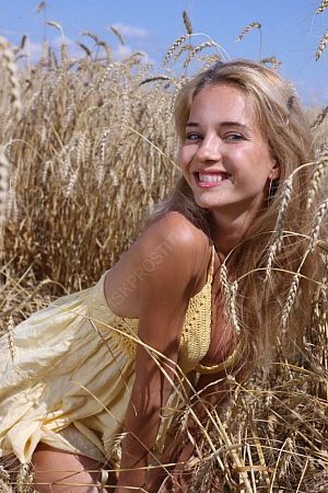 Алёна, 89923298468