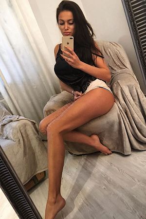 Нэлли, 89394999980