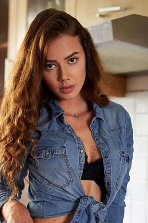 Алина, 89856746430