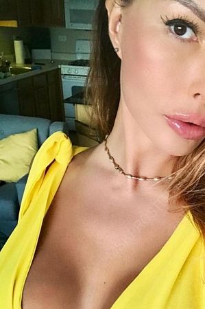 Мира, 89585409937