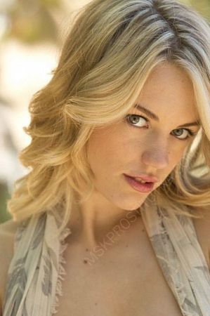 Кира, 89923298468