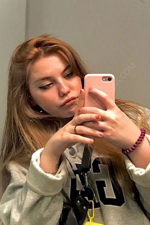 Катя, 89923298468