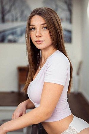 Кира, 89675556332