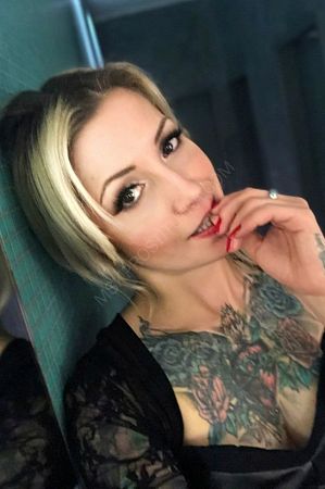 Вика, 89585787571