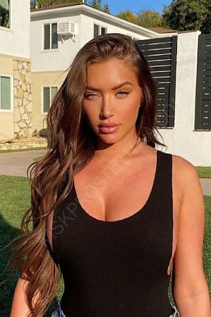 Лена, 89380870885